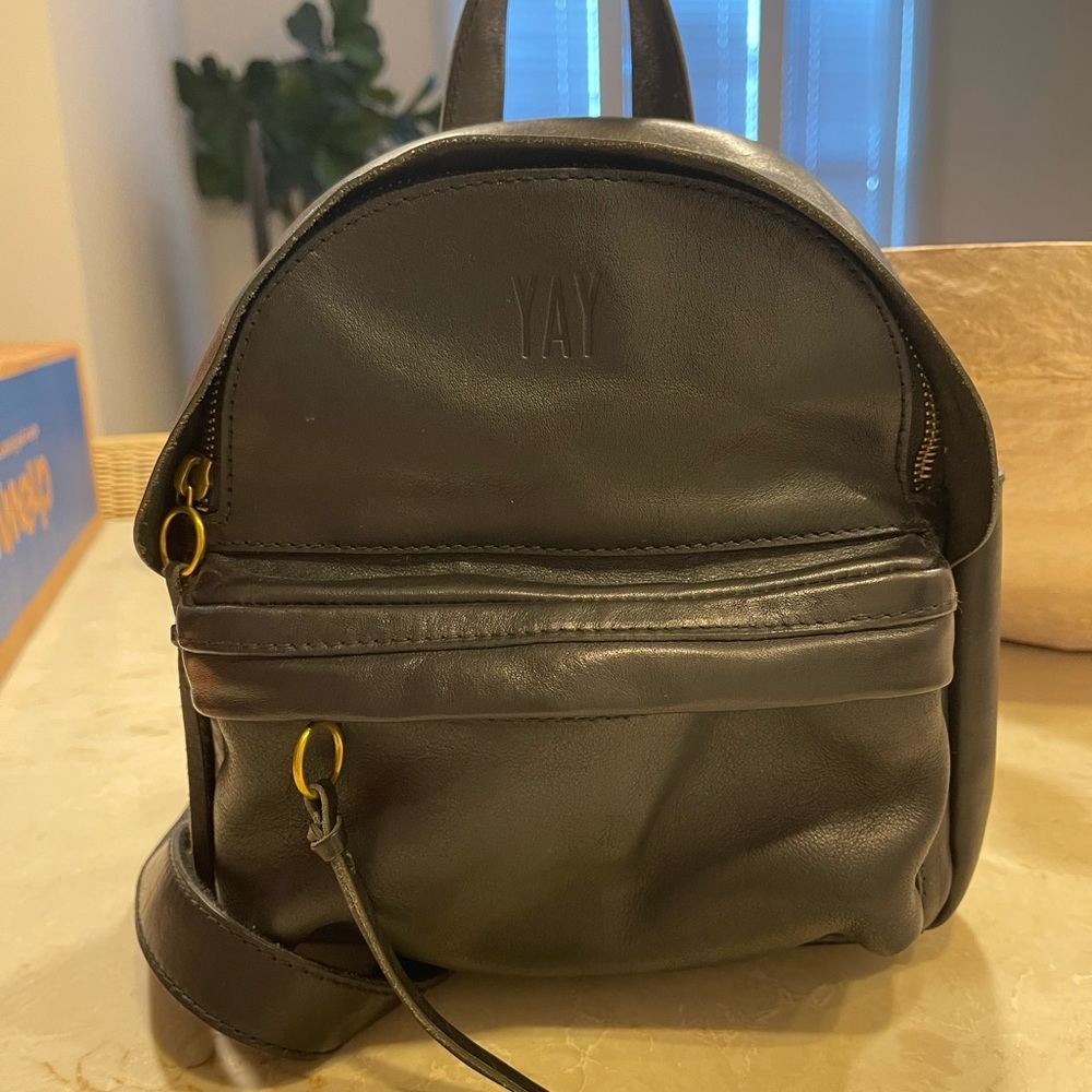 Madewell Mini Lorimer Backpack in Black - Picture 3 of 13